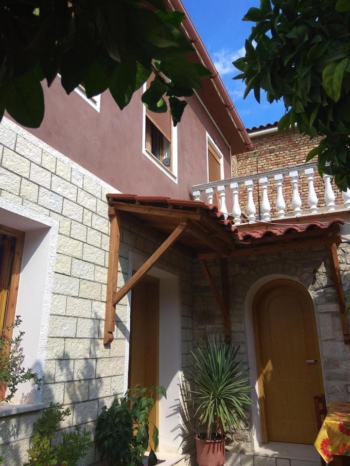 Hlias Gloria Apartamento Berati